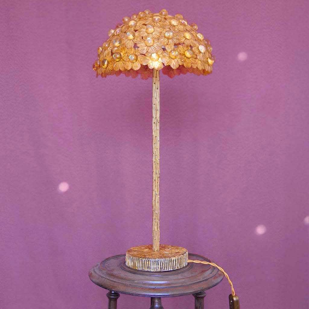 Lampe florale : un meuble design qui rejoint notre collection numéro