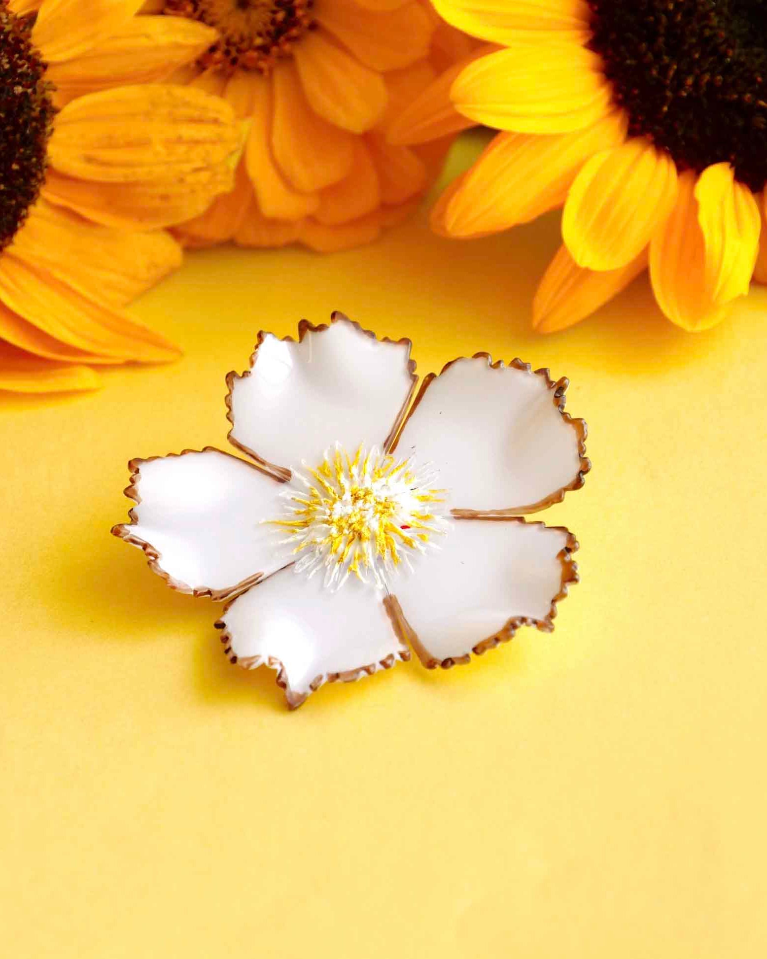 Le bijou vintage Tuba