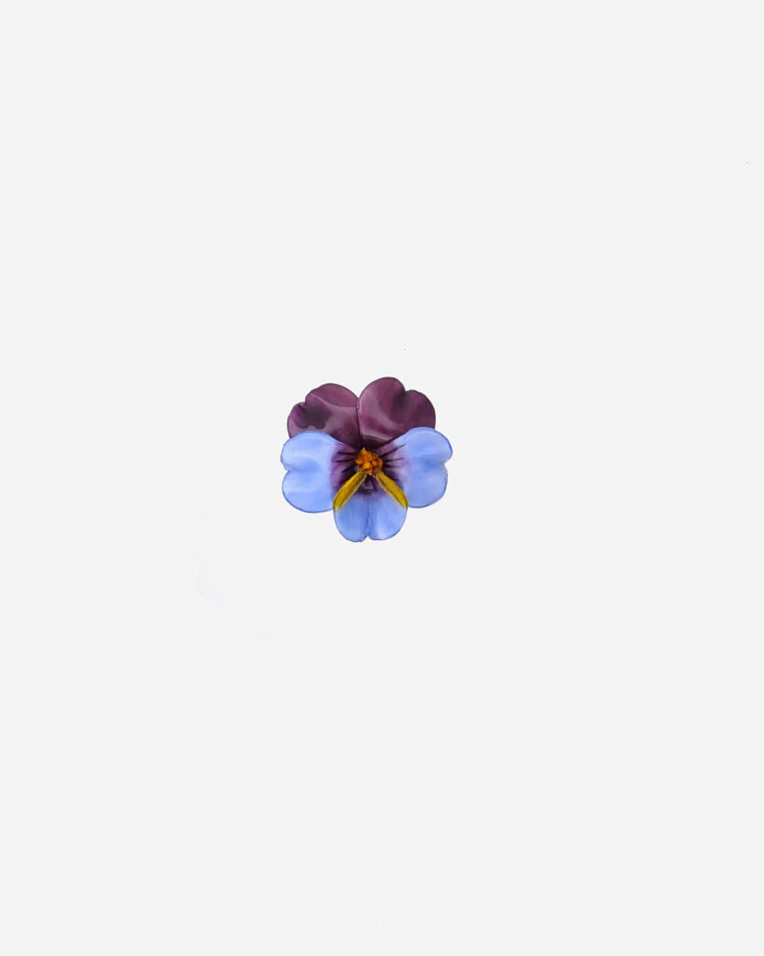 Petite bague Pensée Viola violette réalisée par nos artisans bijoutiers Ciléa Paris.