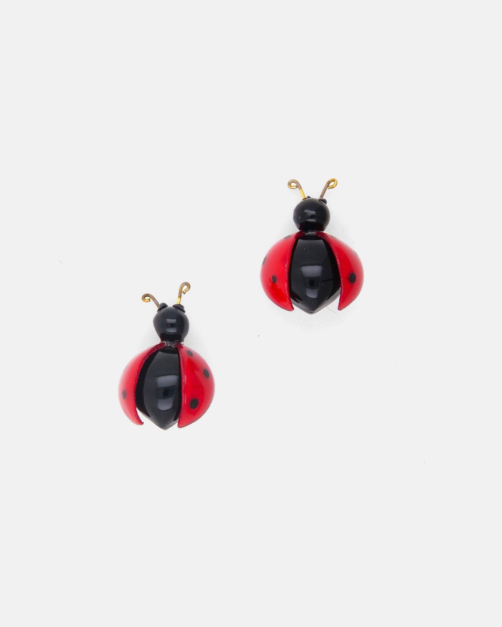 petites boucles d'oreilles bijoux coccinelle rouges et noires