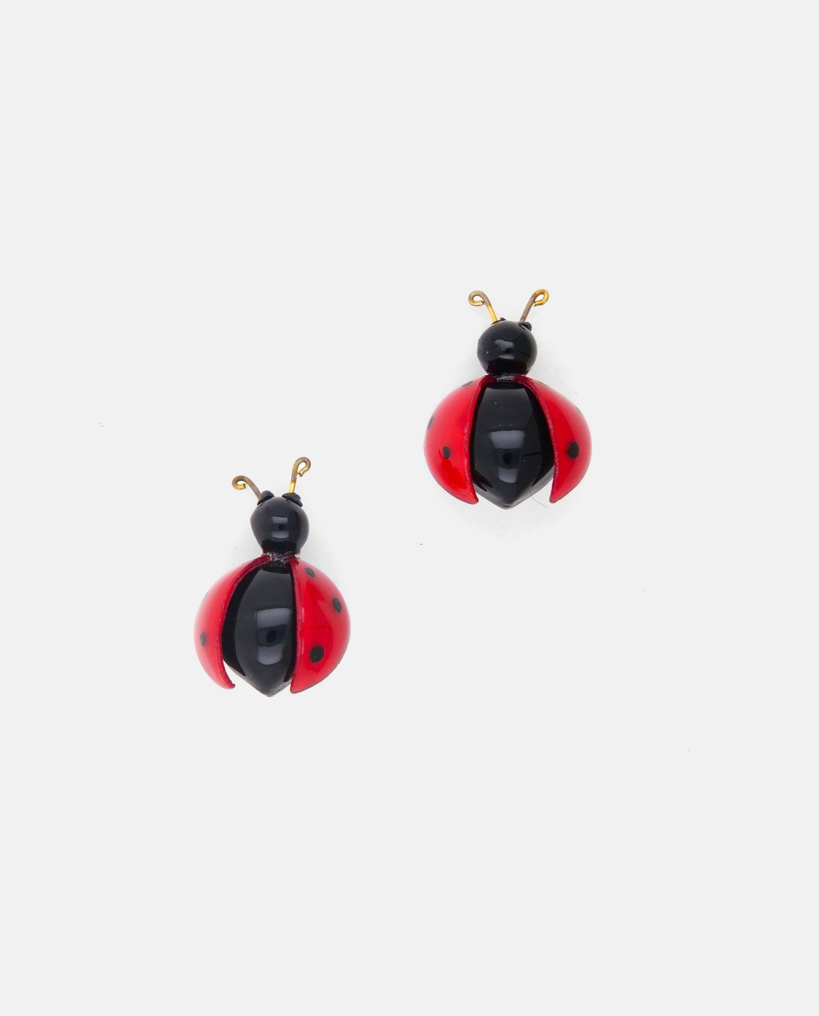 petites boucles d'oreilles bijoux coccinelle rouges et noires