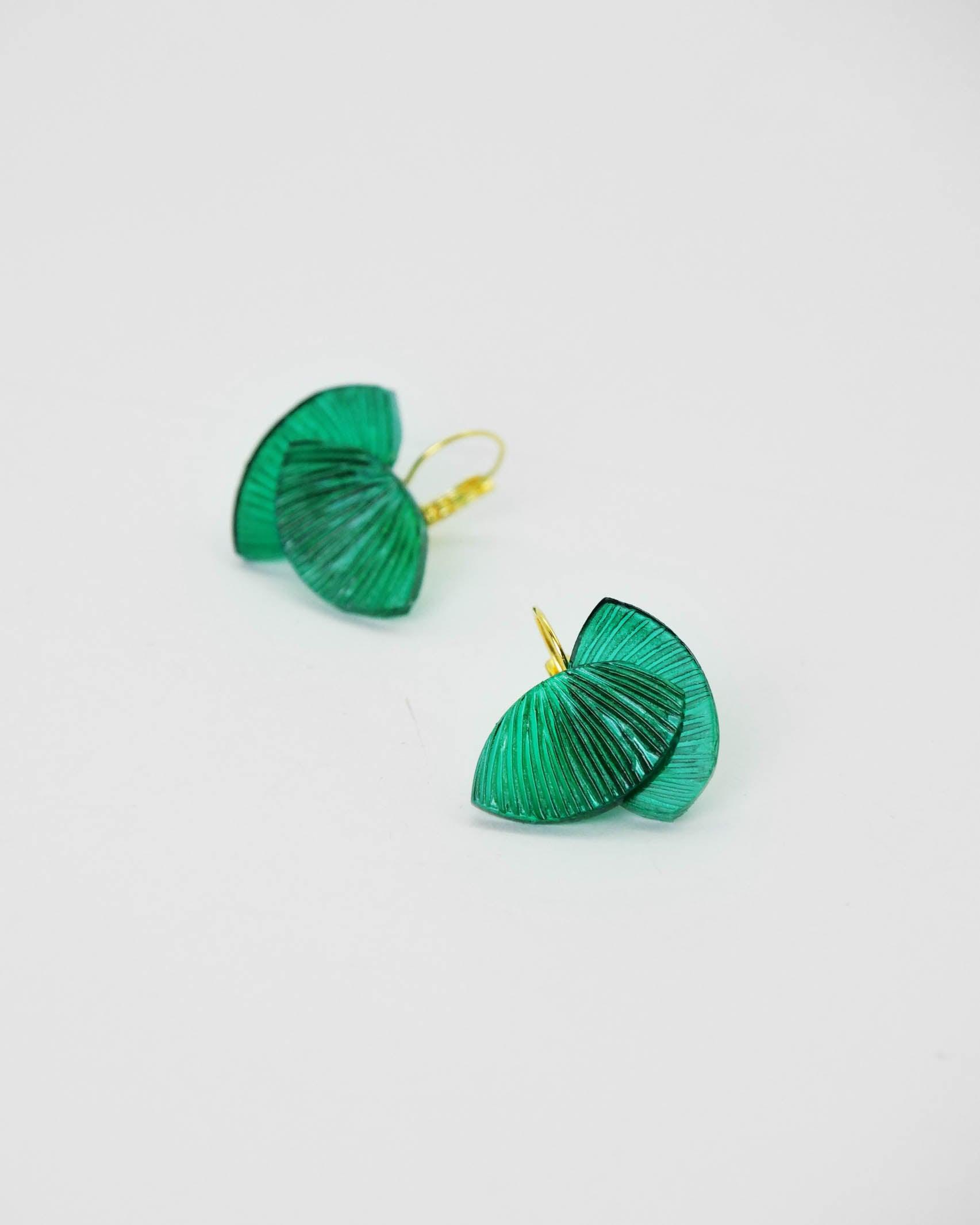 Mini boucles d'oreilles fantaisie colorées vertes