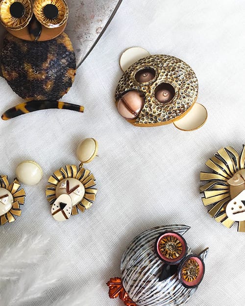 ces boucles originales sont des lion bijoux pour femme