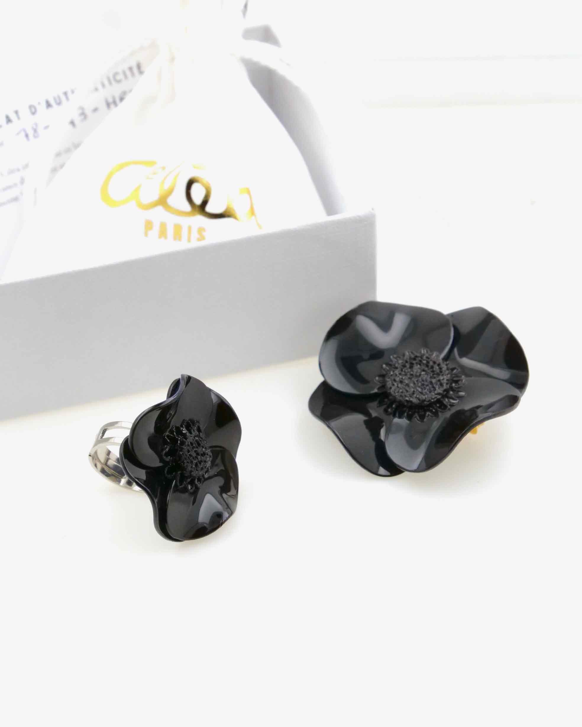 Box de cadeau avec bijoux noirs