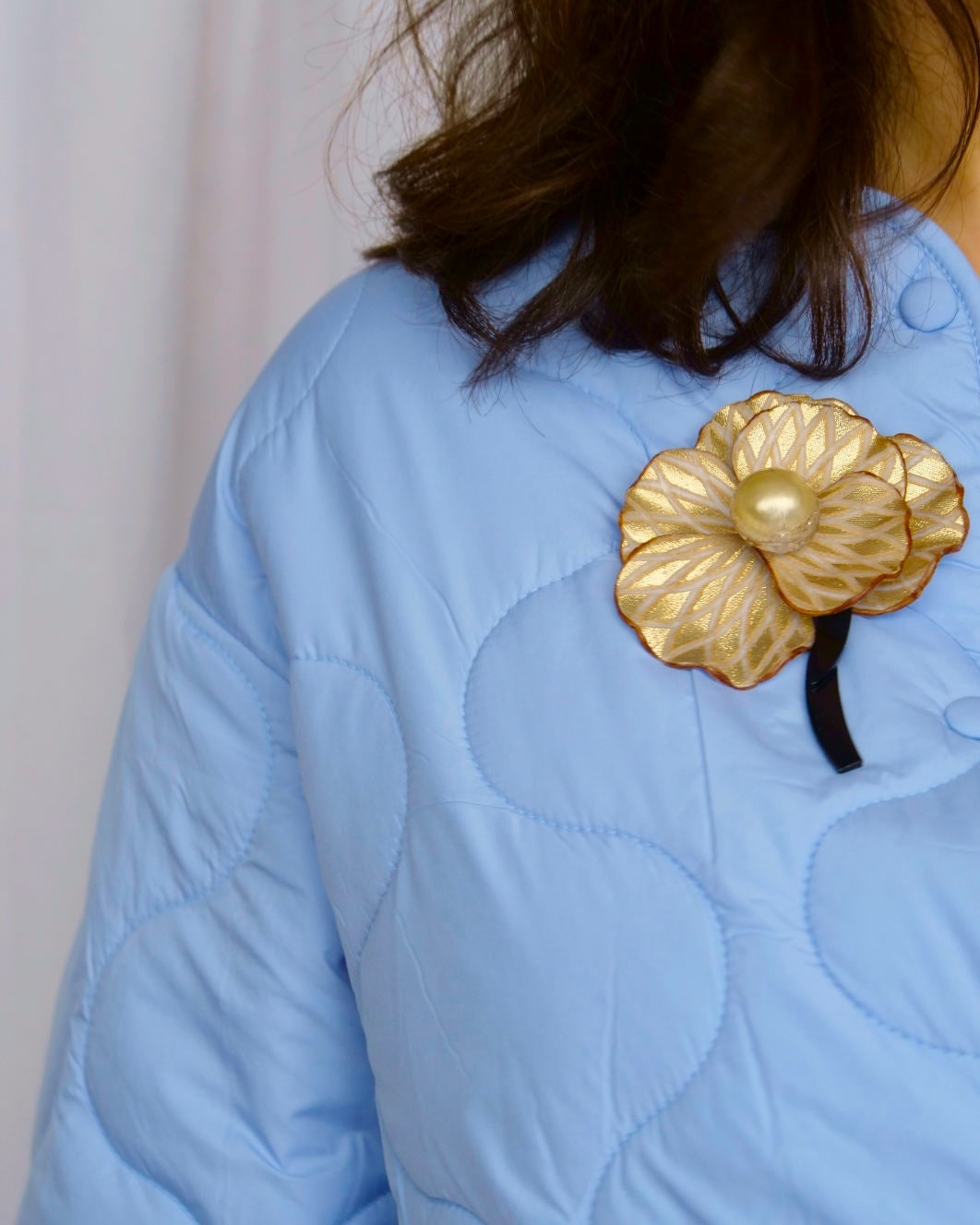 all-groups Broche dorée fleur