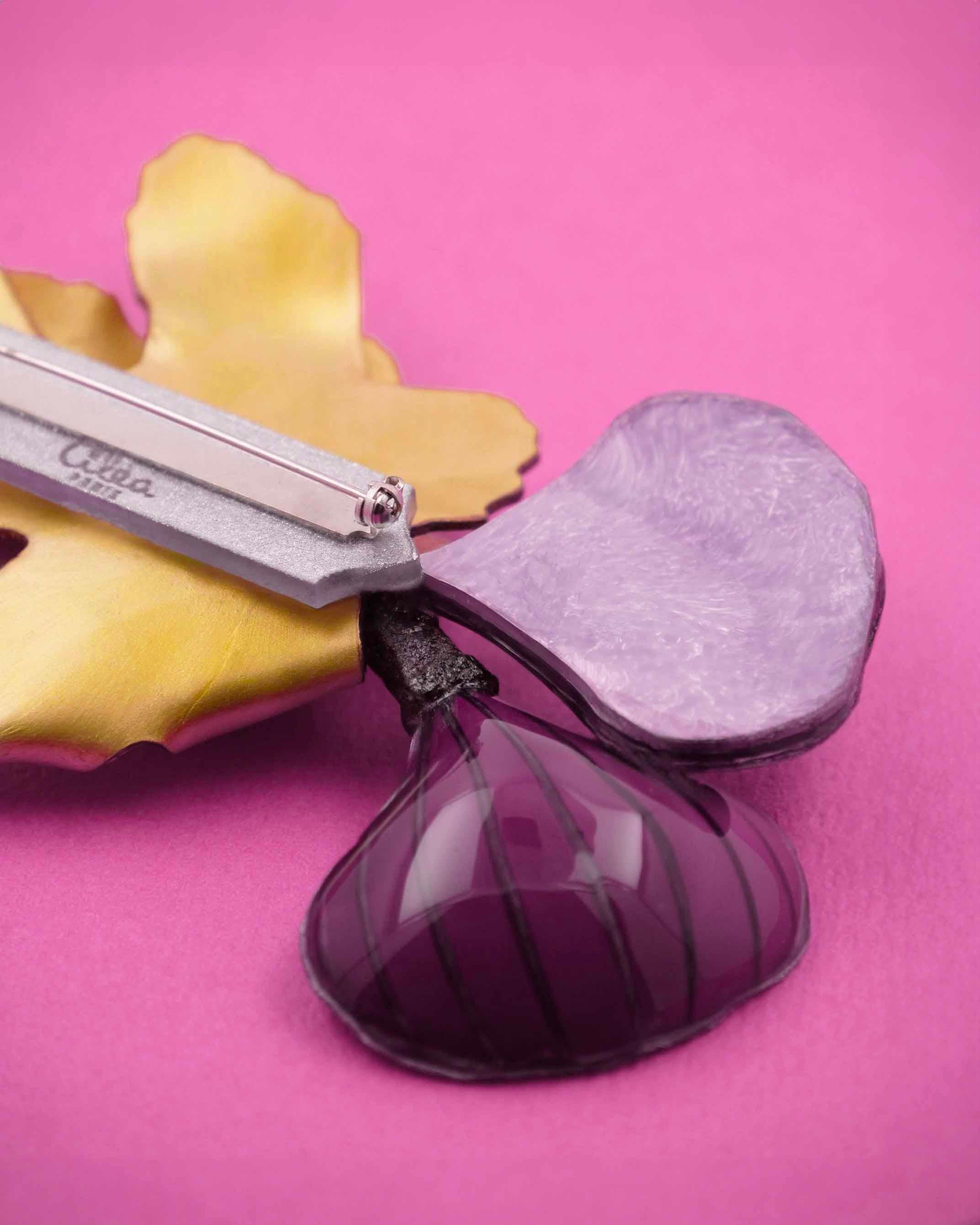 all-groups Broches originales figue de couleur violet brillant