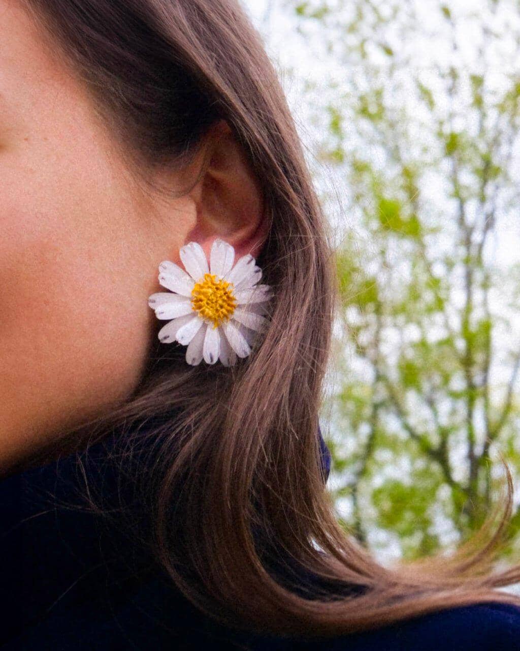 all-groups Boucles d'oreilles fleurs marguerite blanches et jaunes