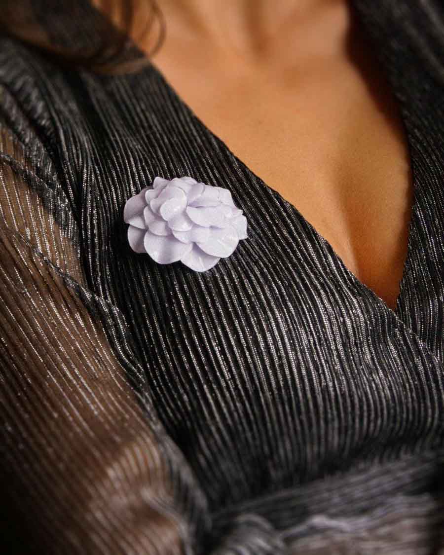 all-groups Grande broche de mariage fleurie blanche