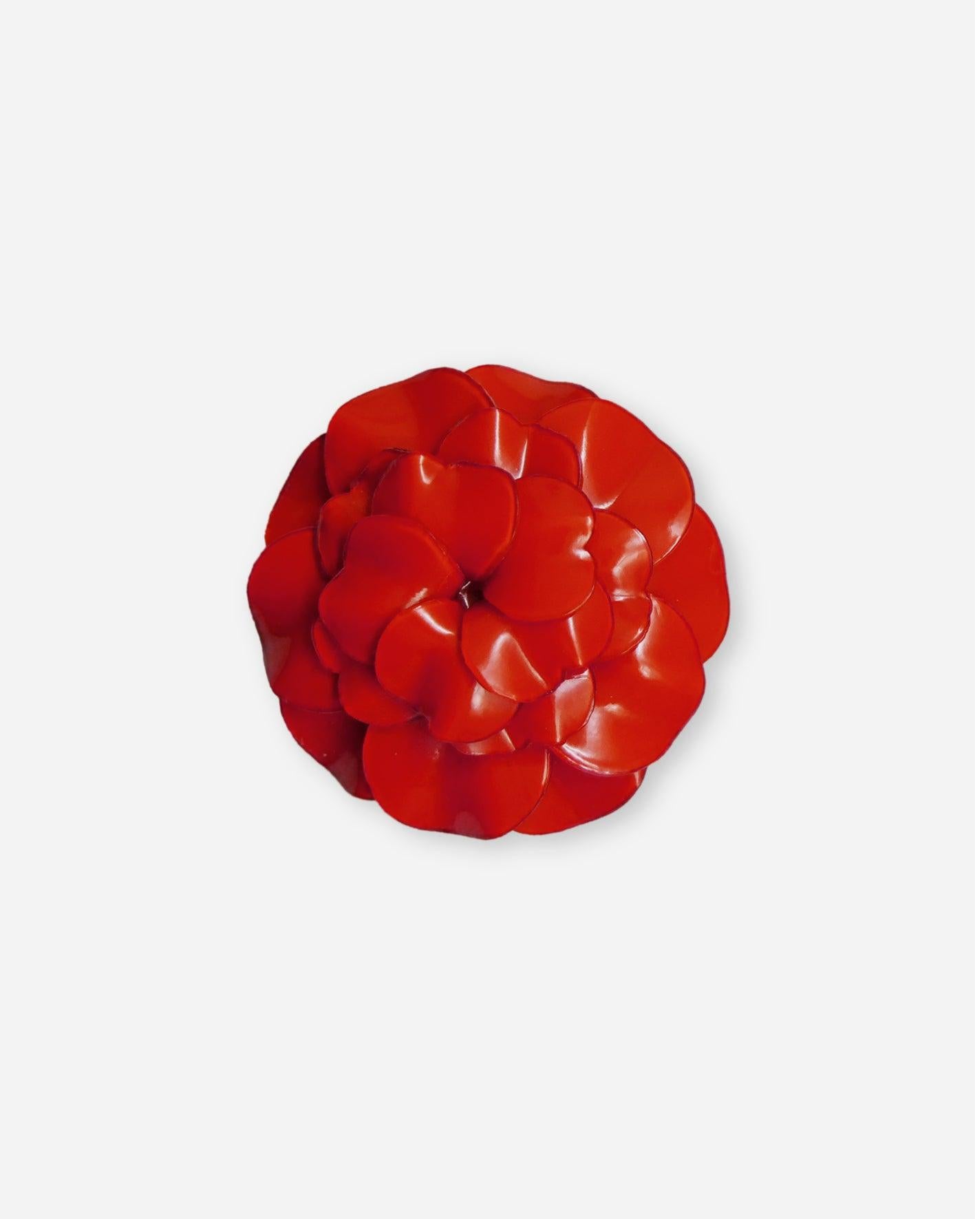 Broche fleurs mariage rouge