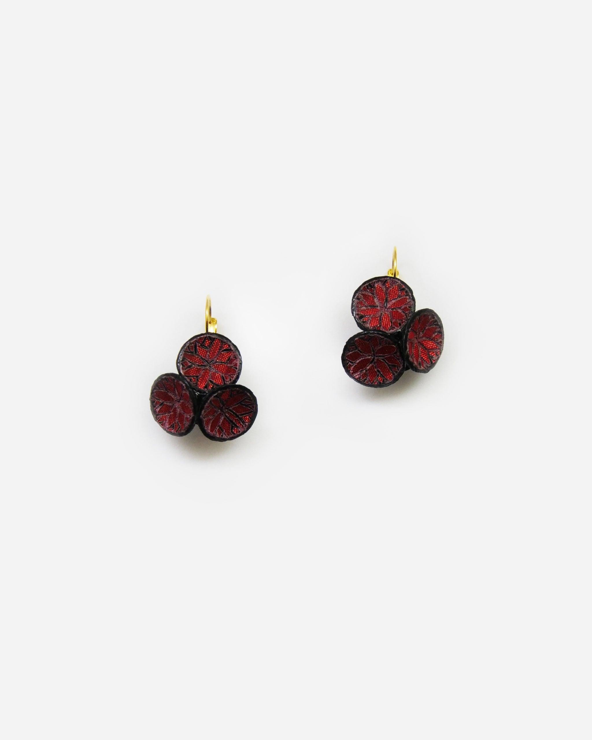Boucles d'oreilles saint valentin rouges et noires minimalistes pour femme