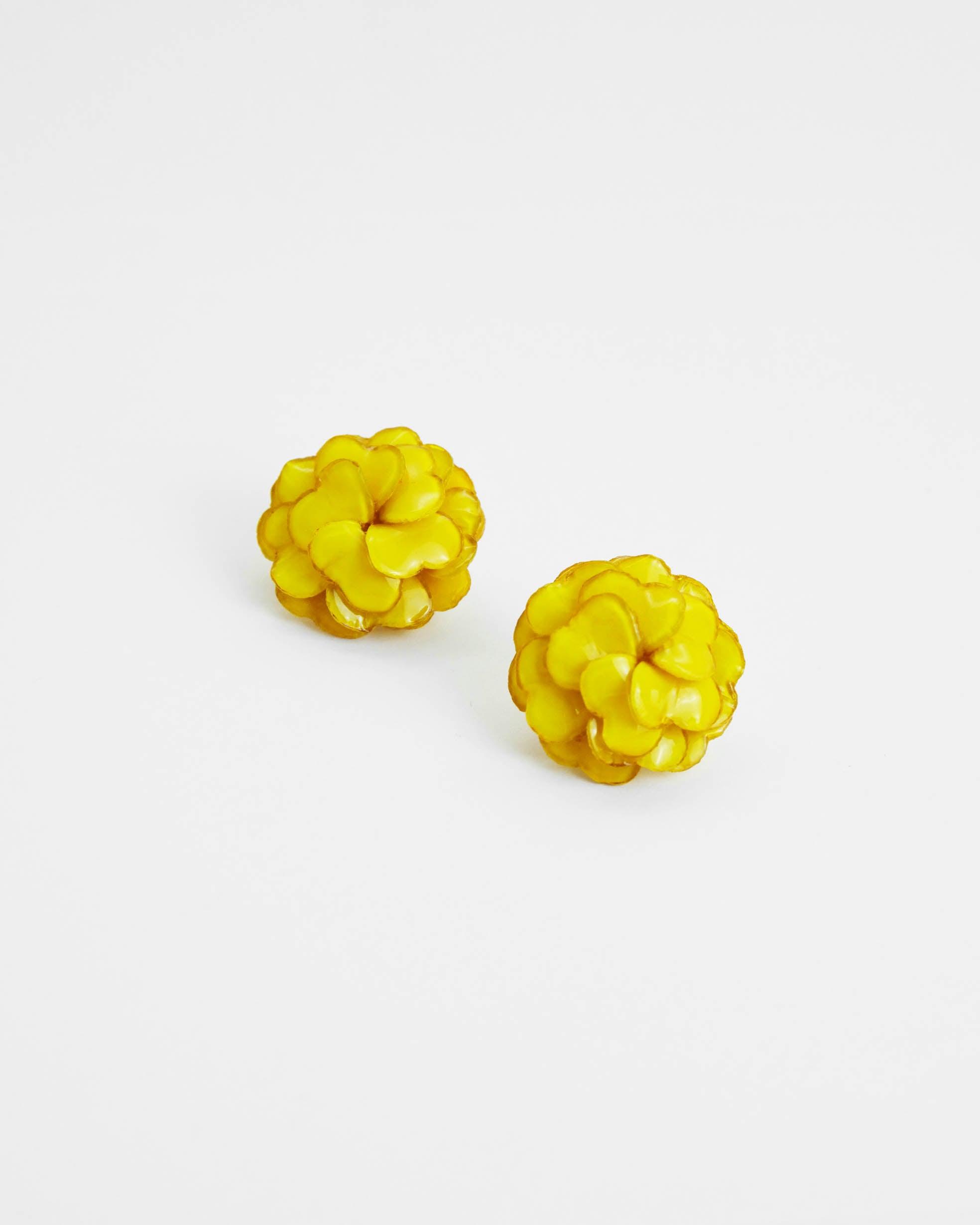 petites boucles d'oreilles fleurs jaunes
