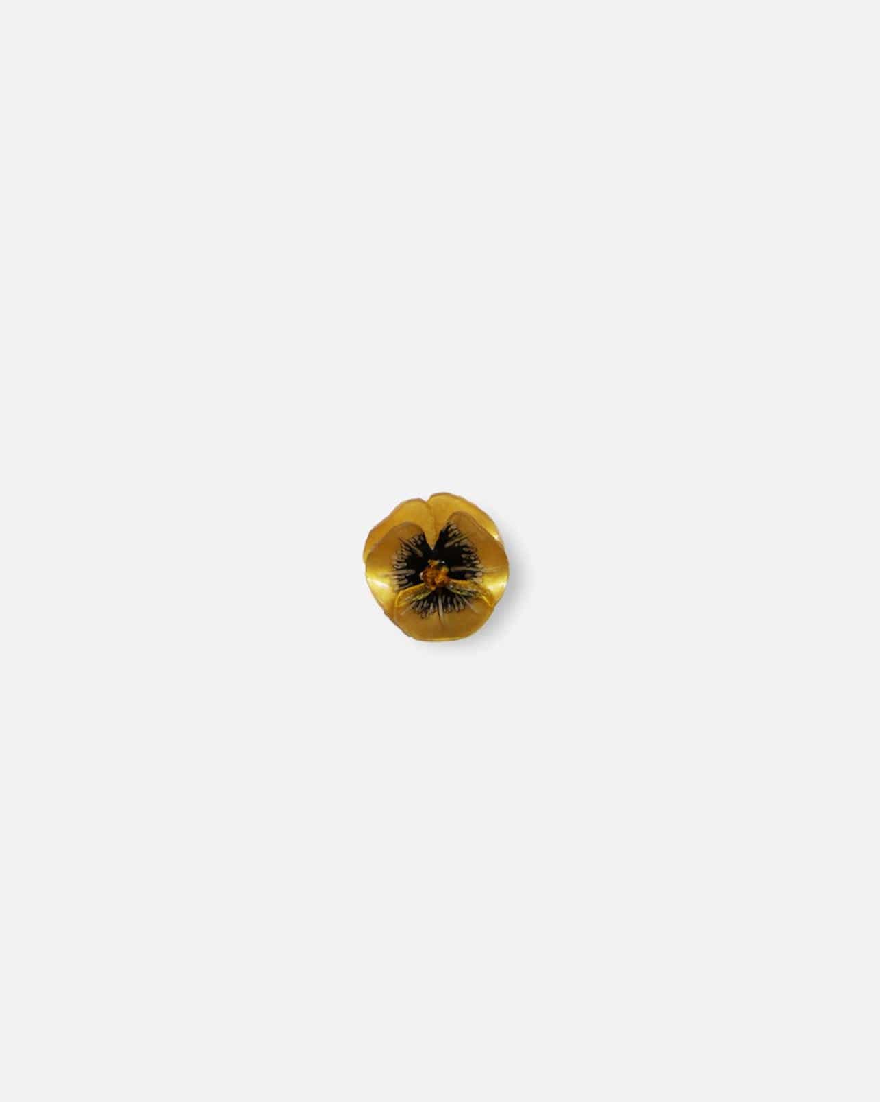 Petit pin's fleur de couleur doré