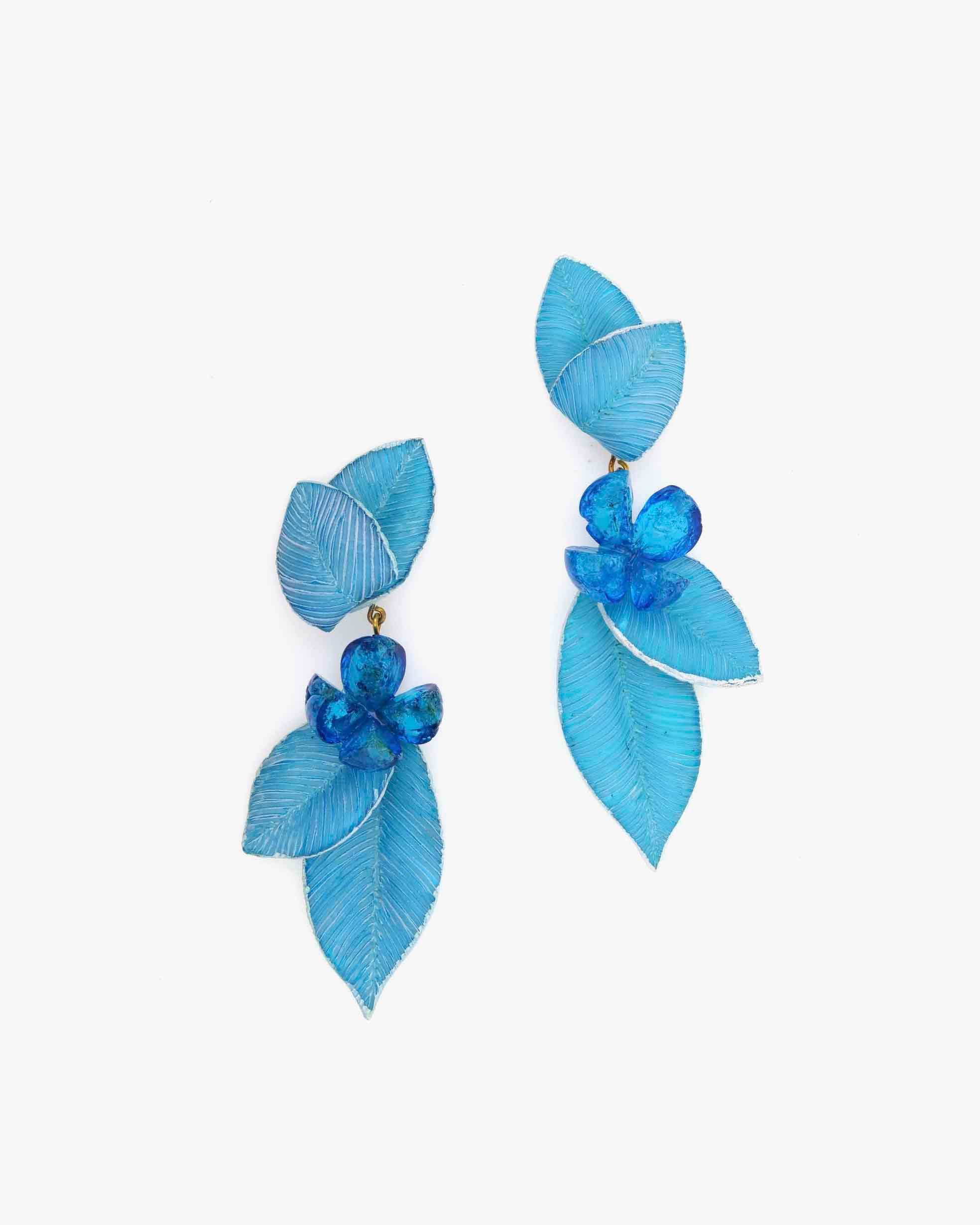 Bijoux d'oreille de couleur bleue