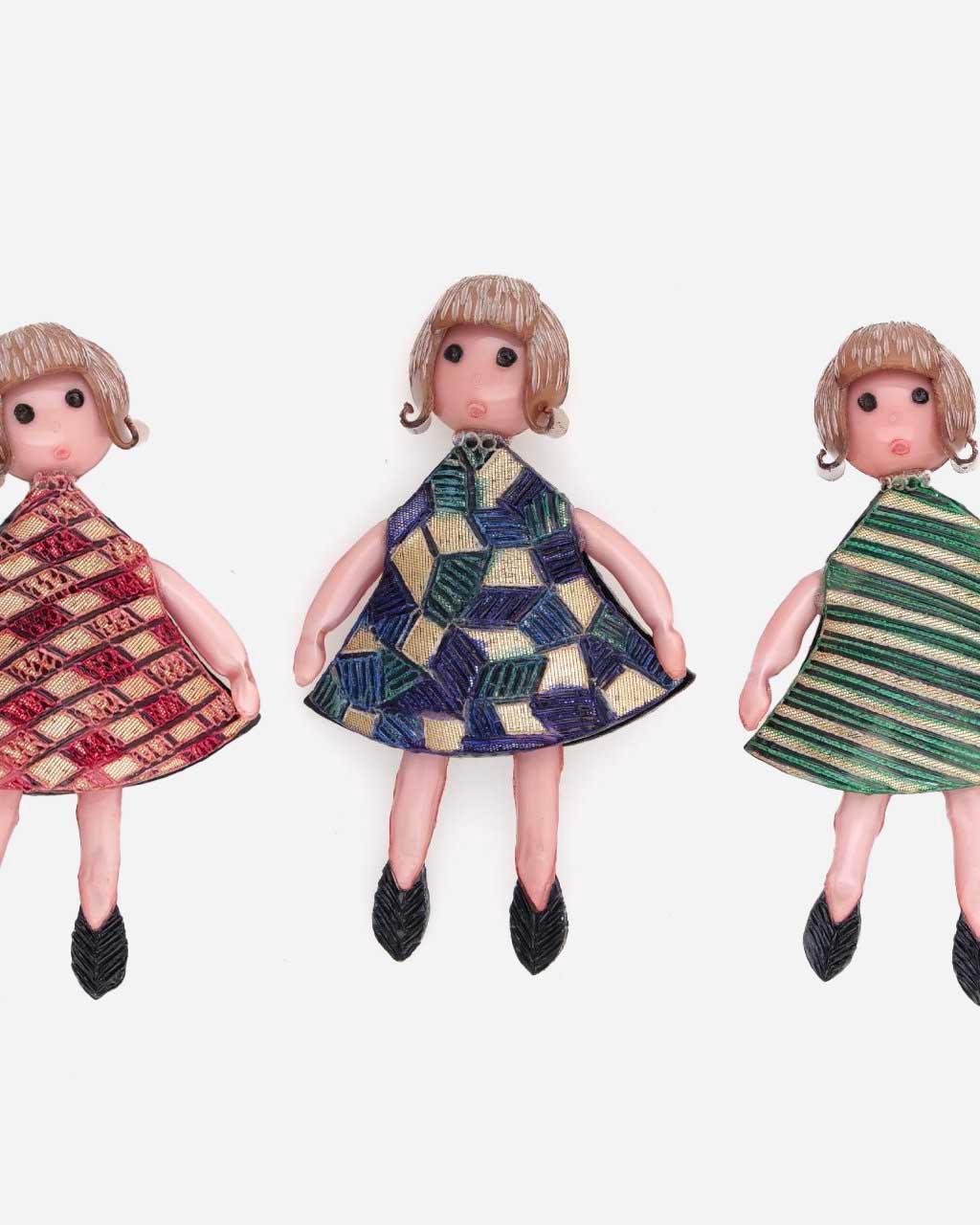 all-groups Broches personnages filles pour une idée cadeau made in France