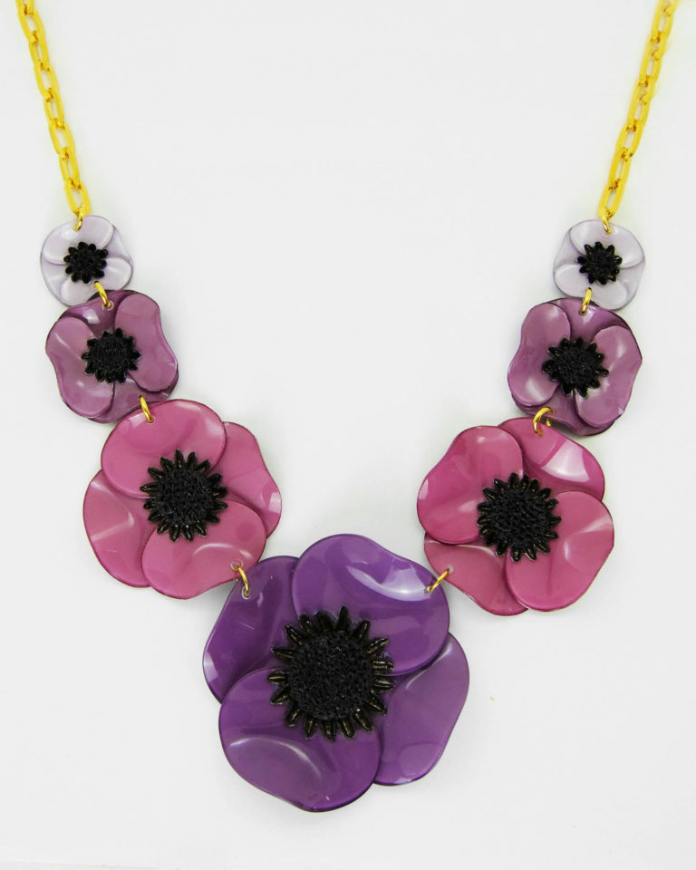 collier fleuri anemone violet