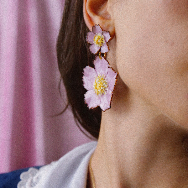 boucles-d-oreilles-fleurs-pendantes-originales