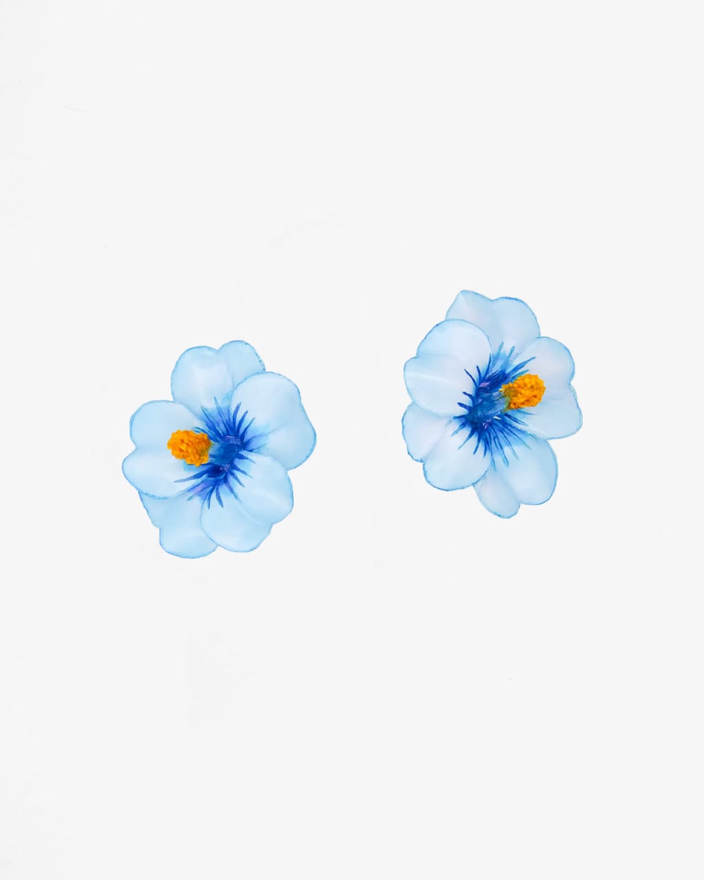boucles d'oreilles Alani bleu, de véritables bijoux fantaisie pour femme artisanaux faits en France signés Ciléa Paris