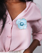 all-groups broche bleue la baule appartenant aux bijoux vintages