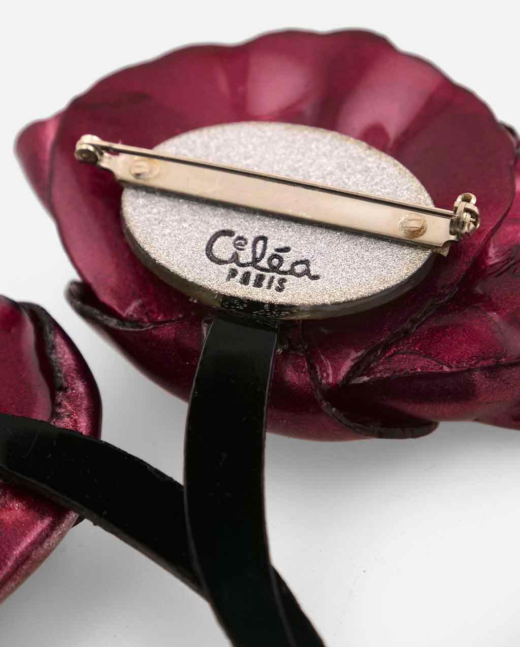 Broche fantaisie faite en France 