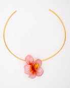 collier pendentif femme originale conçu pour femme élégante et chic