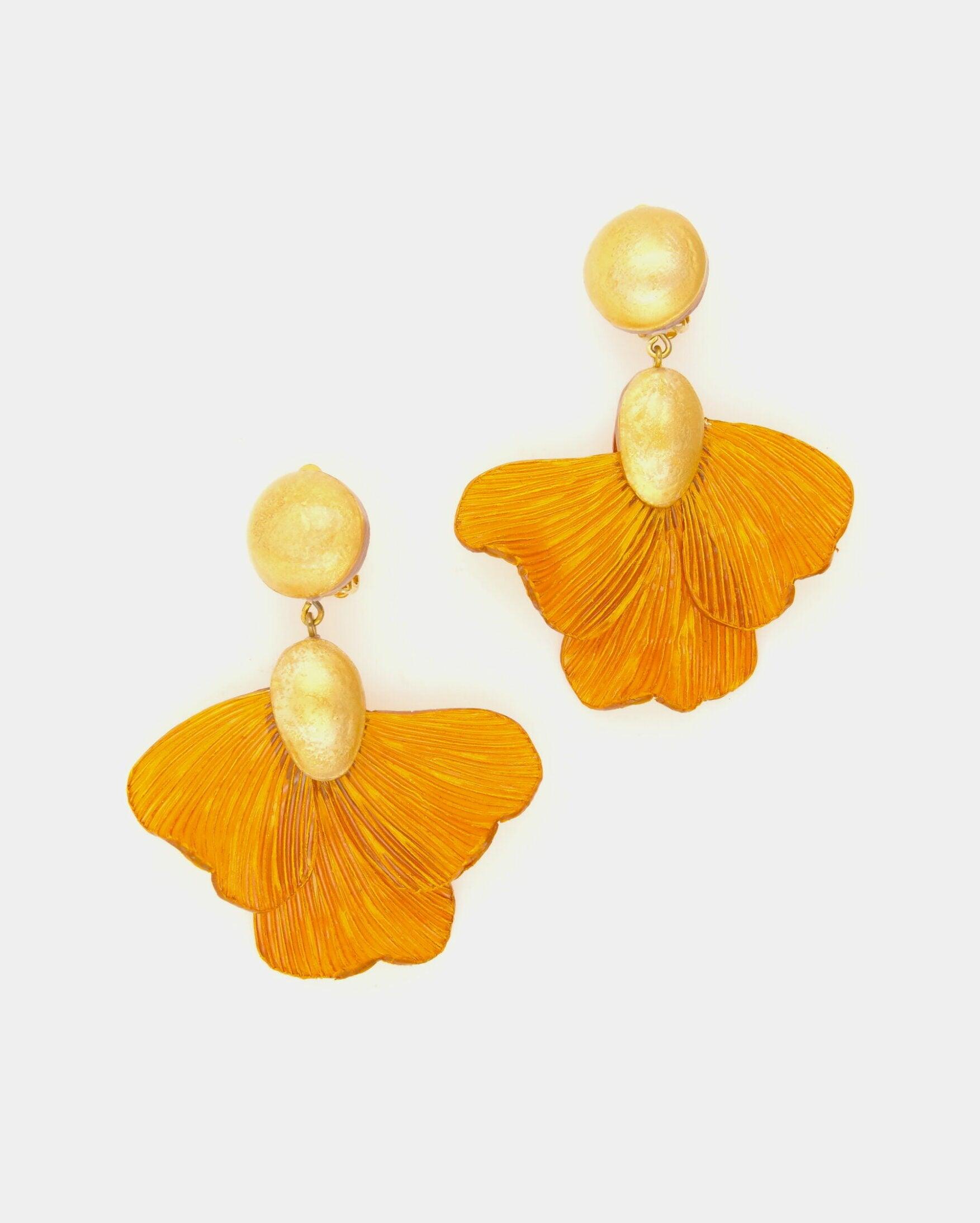 boucles d'oreilles fleurs pendantes oranges