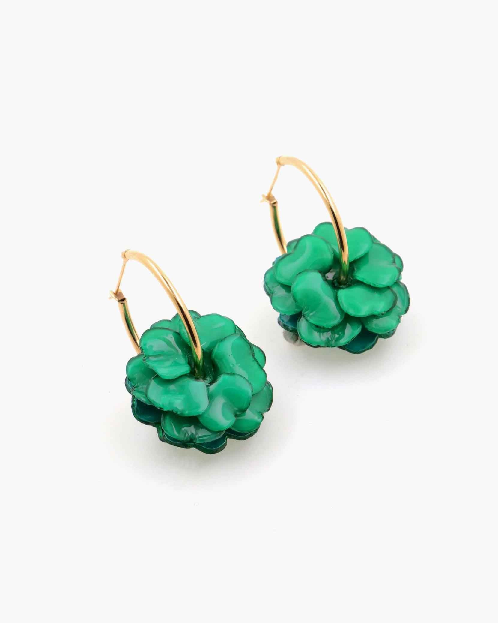 Grandes créoles originales fleuries vertes