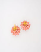 pièce unique n°46 pour femme, boucle d oreille fleur resine corail